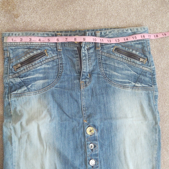 Knee length jean skirt - Picture 5 of 6